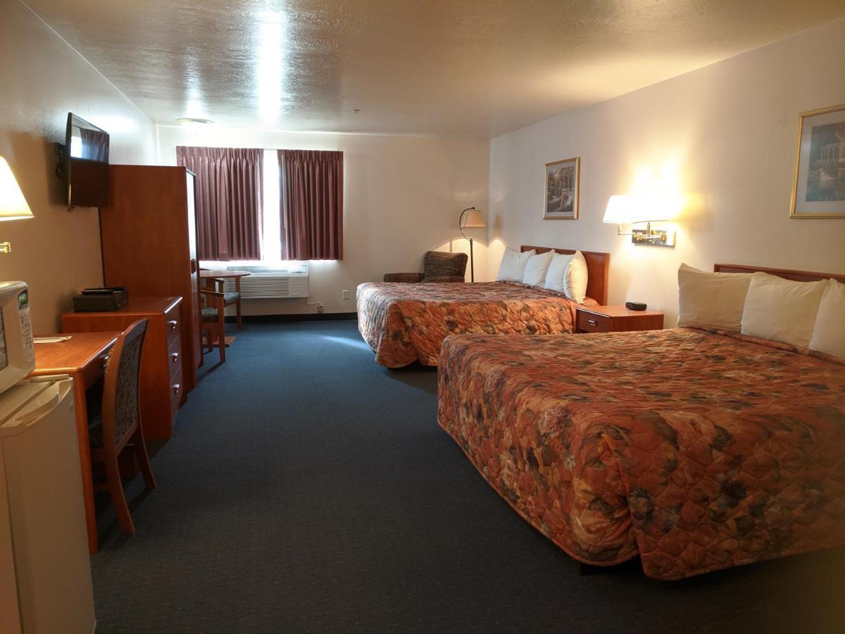 Aquarius Inn Bicknell Exterior foto
